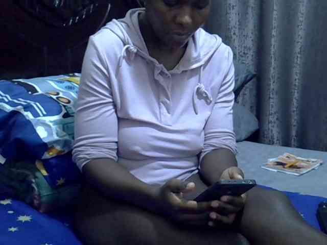Pretty-amber72 webcam