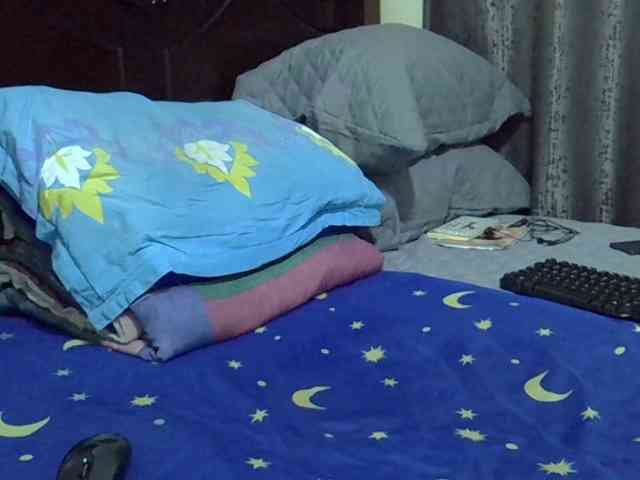 Pretty-amber72 webcam