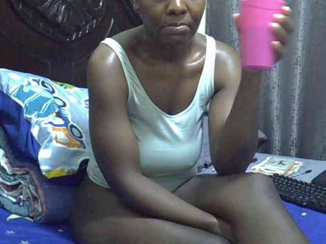 Pretty-amber72 webcam