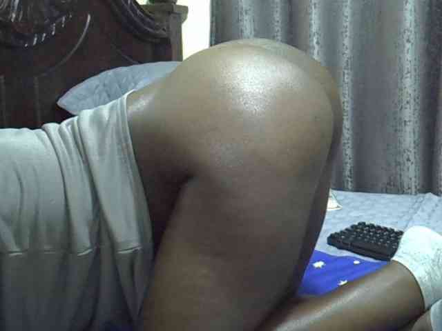 Pretty-amber72 webcam
