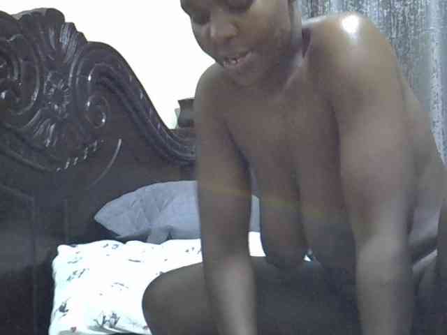 Pretty-amber72 webcam