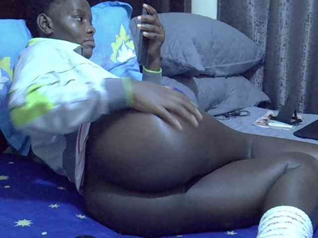 Pretty-amber72 webcam