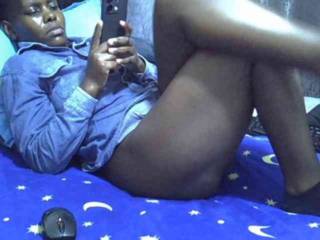 Pretty-amber72 webcam