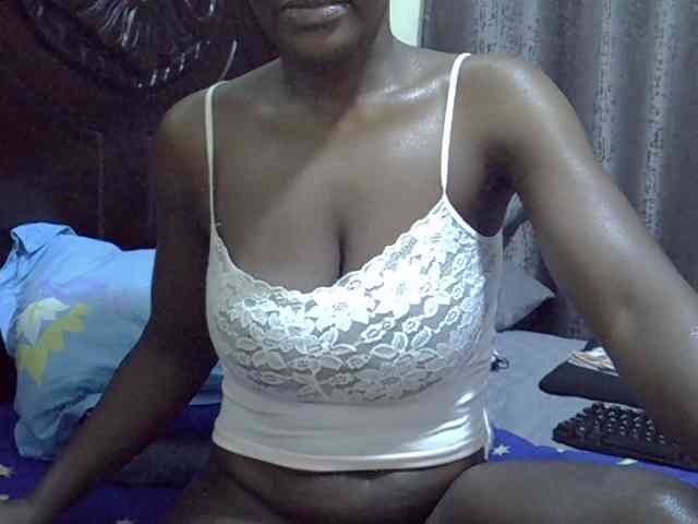 Pretty-amber72 webcam
