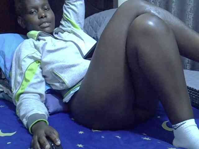 Pretty-amber72 webcam