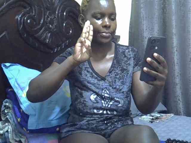 Pretty-amber72 webcam