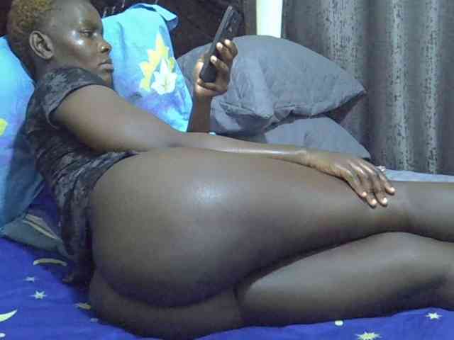 Pretty-amber72 webcam