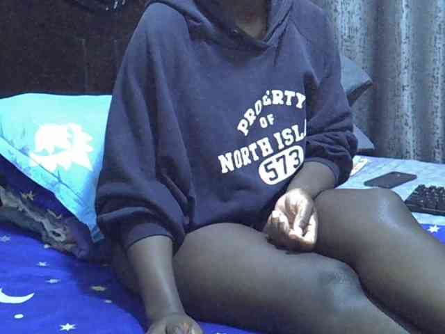 Pretty-amber72 webcam