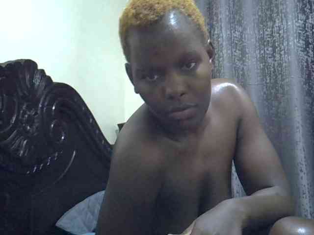 Pretty-amber72 webcam