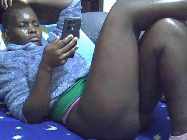 Pretty-amber72 webcam