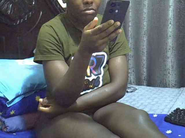 Pretty-amber72 webcam