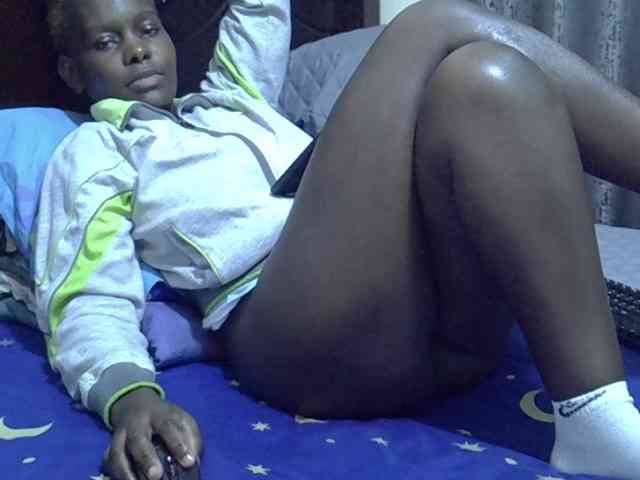 Pretty-amber72 webcam