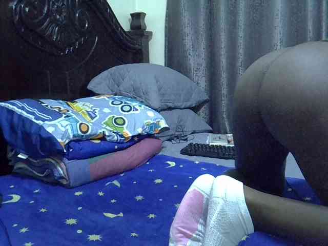 Pretty-amber72 webcam
