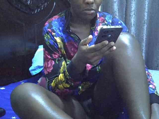 Pretty-amber72 webcam