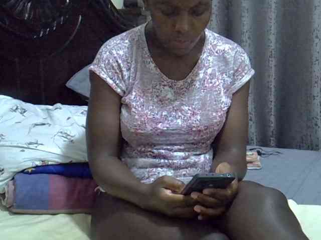 Pretty-amber72 webcam