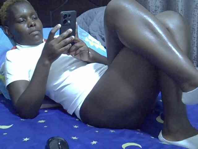 Pretty-amber72 webcam