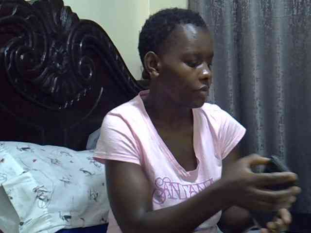 Pretty-amber72 webcam