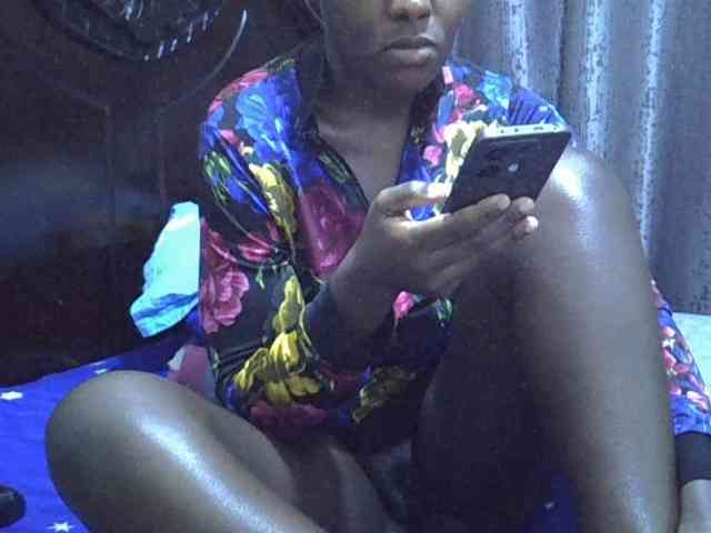 Pretty-amber72 webcam