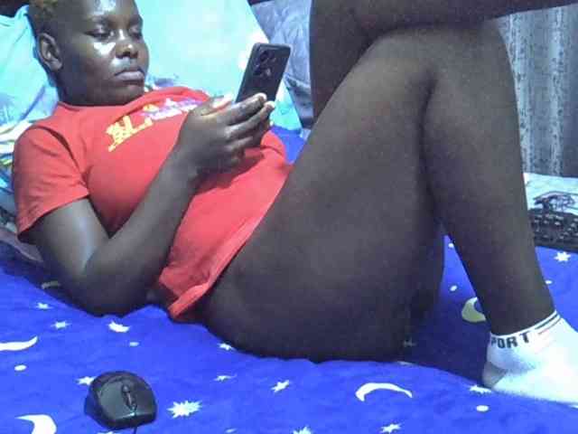 Pretty-amber72 webcam