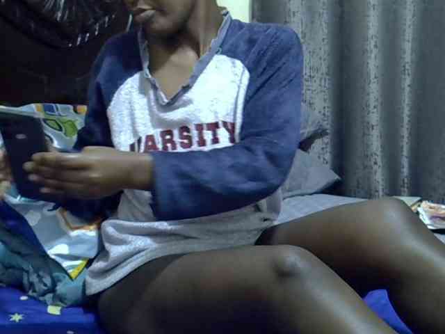 Pretty-amber72 webcam