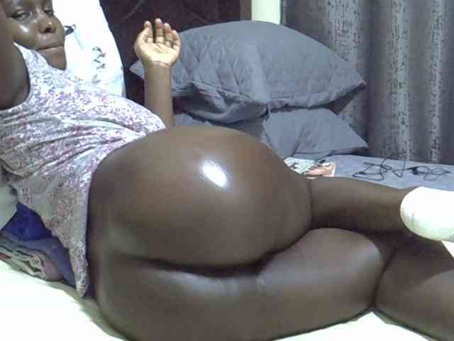 Pretty-amber72 webcam
