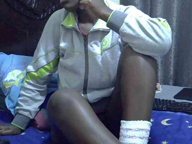 Pretty-amber72 webcam