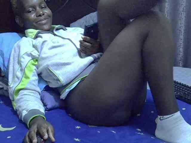 Pretty-amber72 webcam