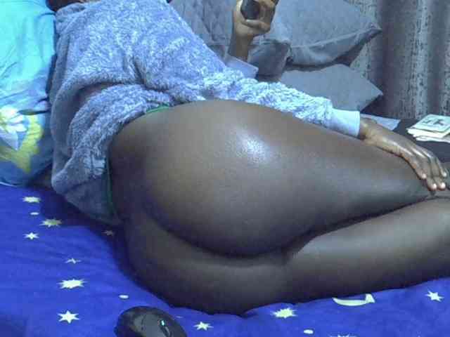 Pretty-amber72 webcam