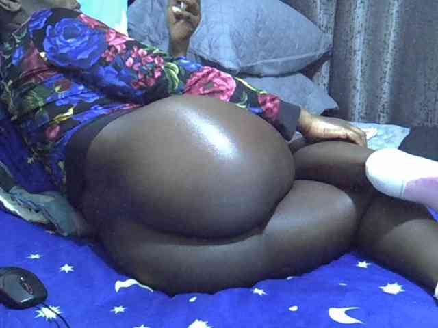 Pretty-amber72 webcam