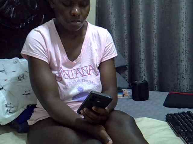 Pretty-amber72 webcam