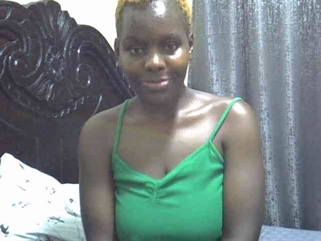 Pretty-amber72
