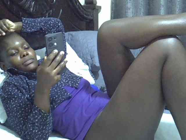 Pretty-amber72 webcam