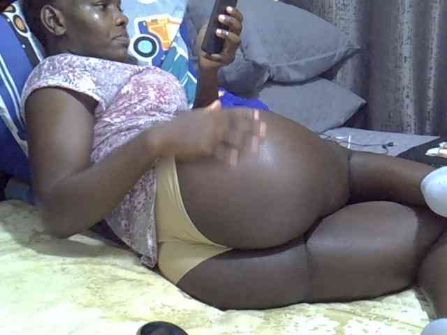 Pretty-amber72 webcam