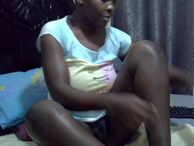 Pretty-amber72 webcam