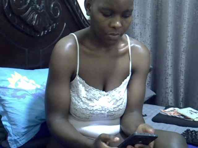 Pretty-amber72 webcam
