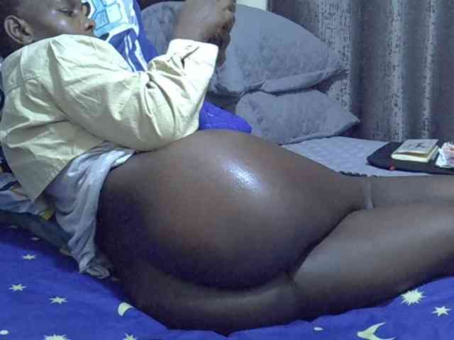 Pretty-amber72 webcam