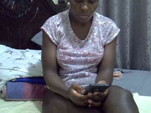 Pretty-amber72 webcam