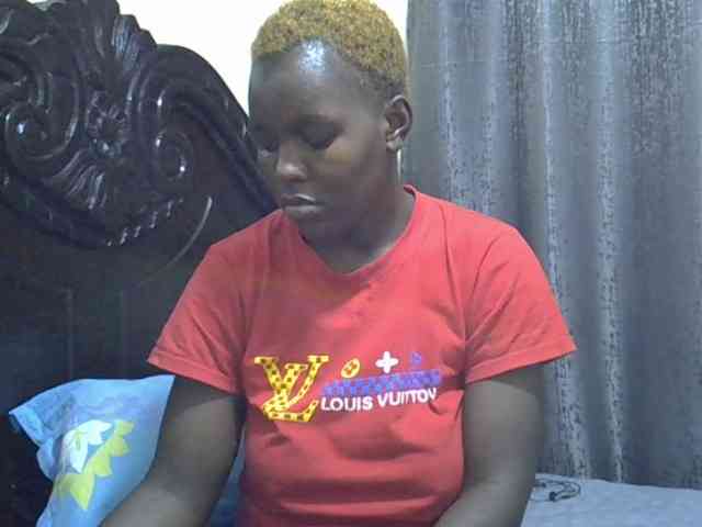 Pretty-amber72 webcam