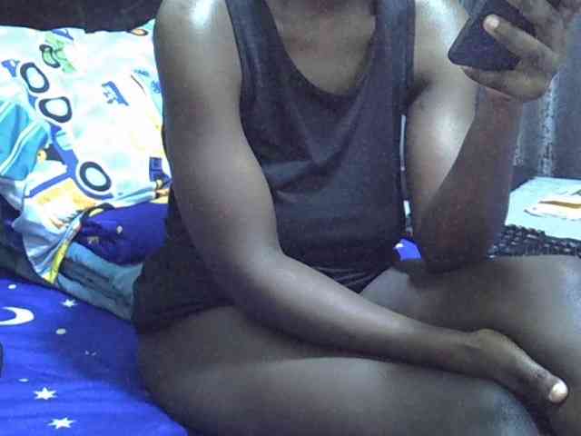 Pretty-amber72 webcam