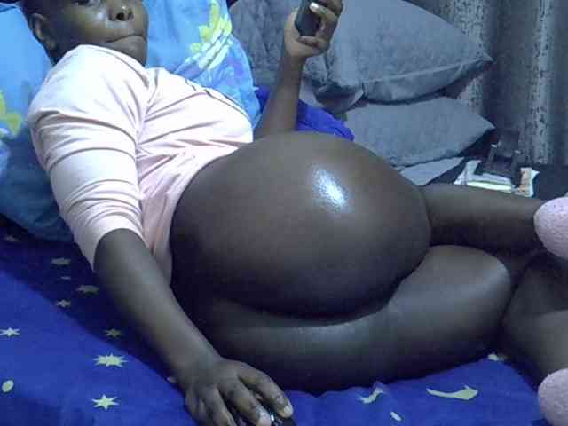 Pretty-amber72 webcam