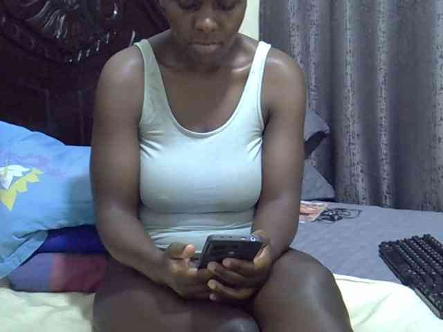 Pretty-amber72 webcam