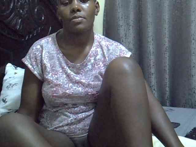 Pretty-amber72 webcam