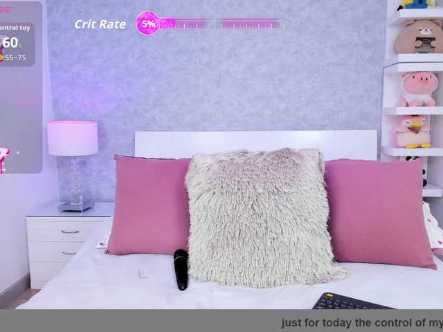 HelenMartin live cam on BongaCams