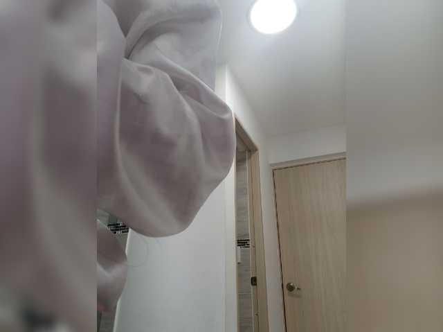 HelenMartin live cam on BongaCams