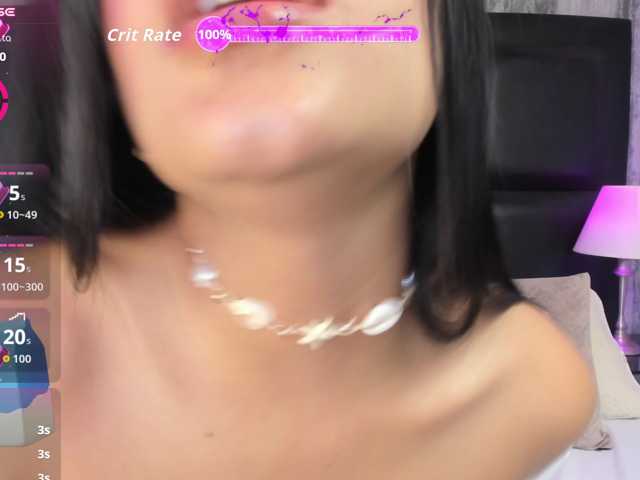 HelenMartin live cam on BongaCams
