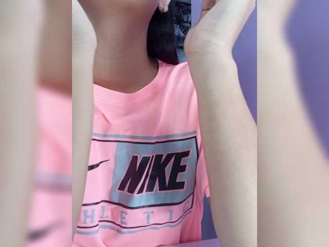 HelenMartin live cam on BongaCams