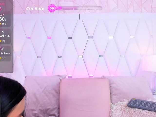 HelenMartin live cam on BongaCams