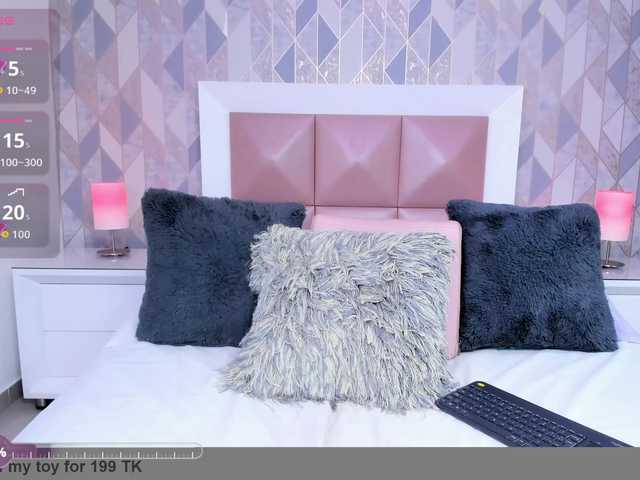 HelenMartin live webcam show