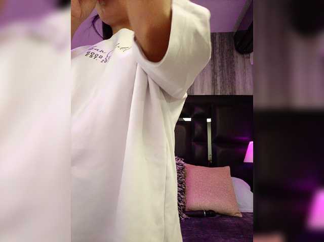 HelenMartin live cam on BongaCams