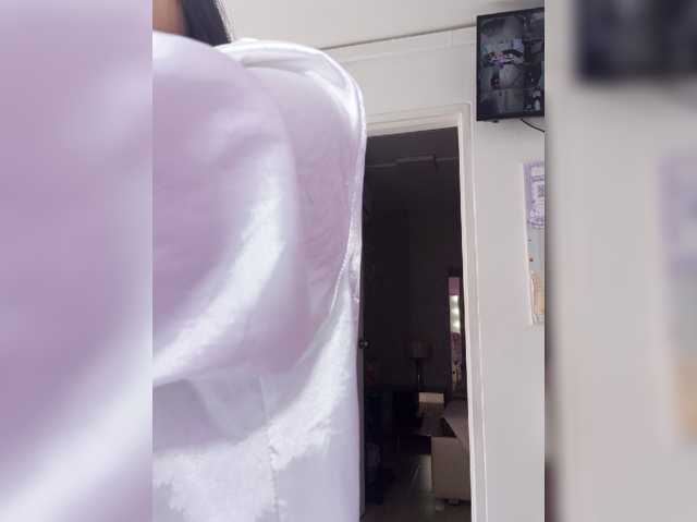 HelenMartin live cam preview